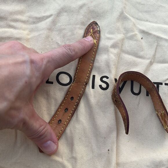 Authentic Louis Vuitton Batignolles Side Cinch Pieces b25 - Picture 5 of 8
